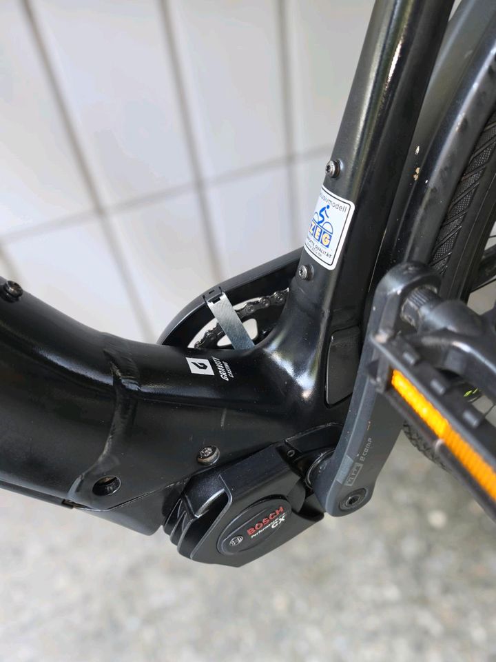 KTM Cento