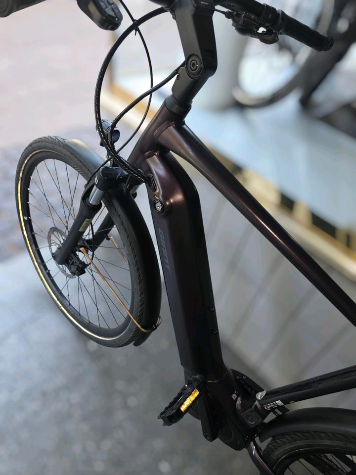 Giant Yamaha