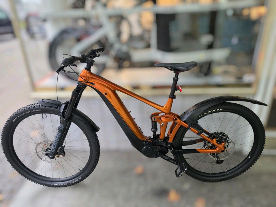 Giant Reign E+ 3